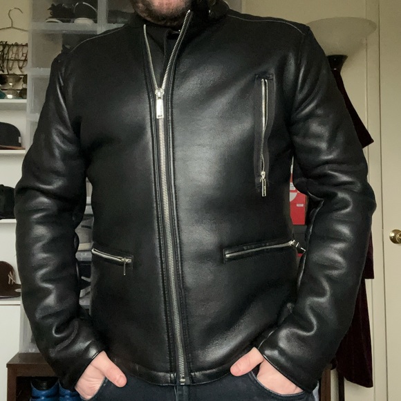 Zara (faux) leather jacket - Picture 4 of 11